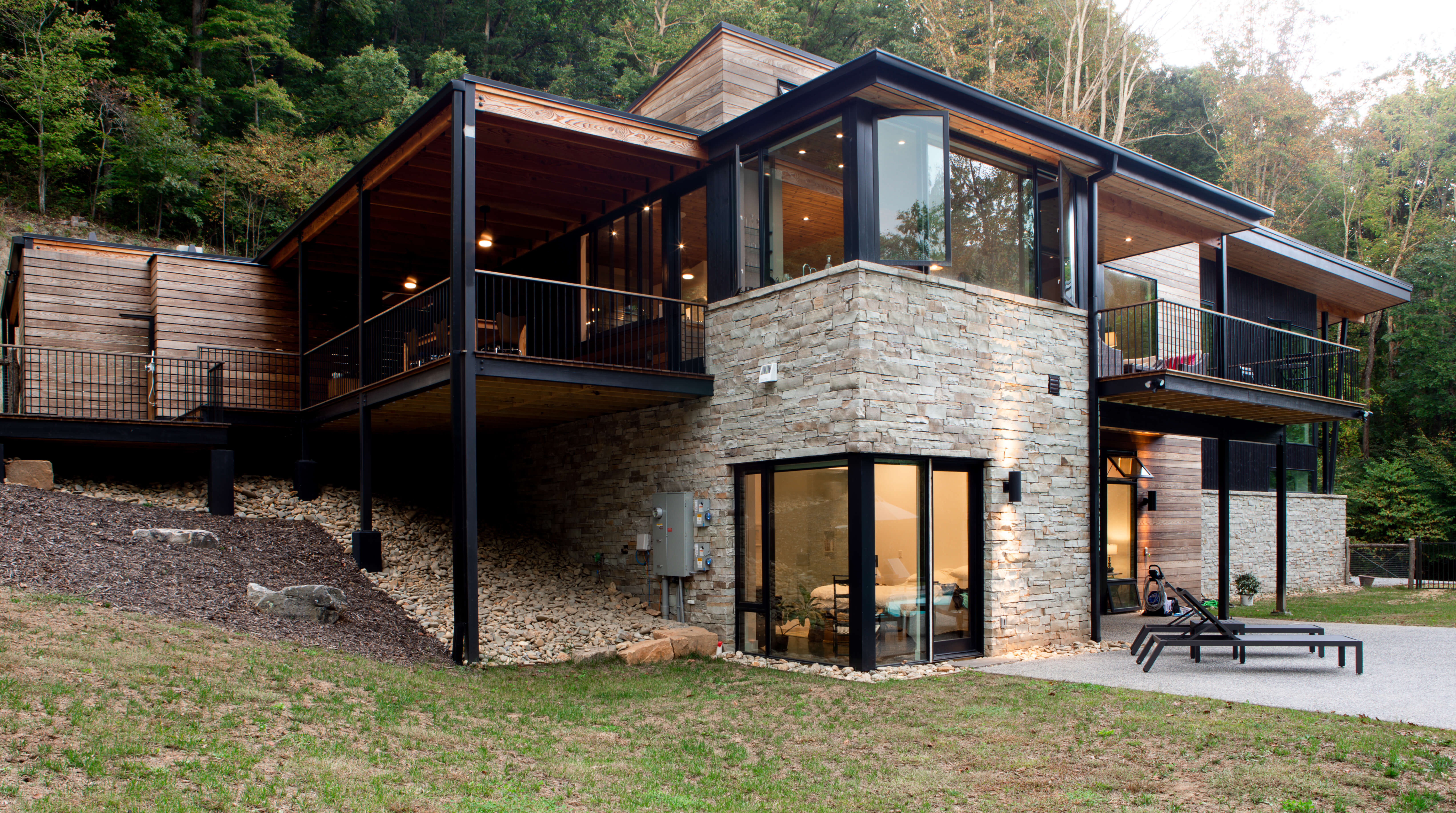 Webb Cove Modern Residence - Asheville North Carolina - Thermory Cladding - Ignite