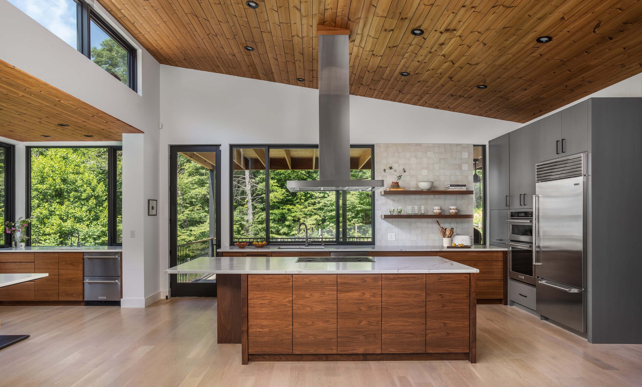 94 Webb Cove_Kitchen 1_Vellum Architecture_by 161 Photography